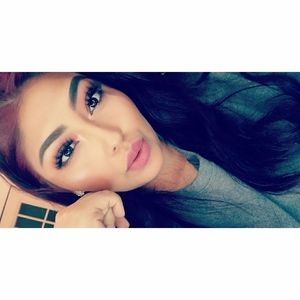 Meet your Posher, Gloria